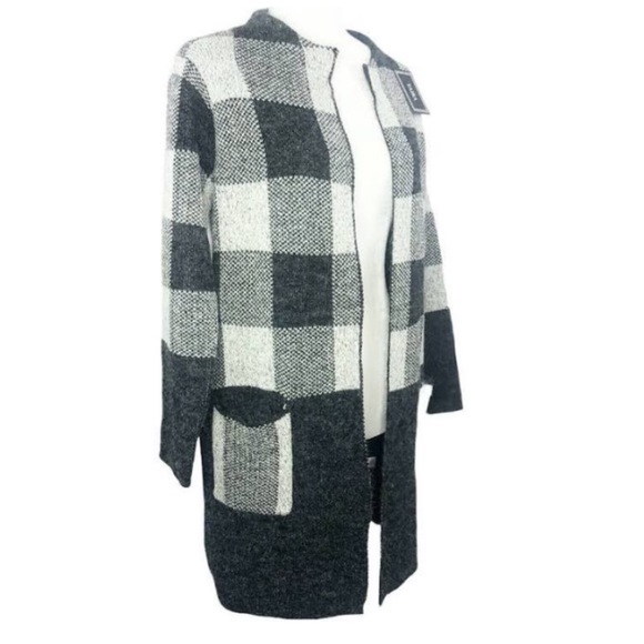 Cozy Blue Checkered Yaira Cardigan - Picture 2 of 4